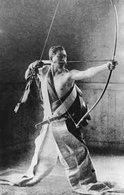Pin By Troppobella On Japan Nipponphilia Samurai Archery Japanese Warrior