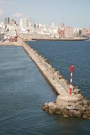 Escollera Sarandi Despide Los Barcos En Montevideo Crb Montevideo Photo World