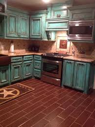 Love The Cabinets With Images Warm Home Decor Rustic Kitchen Cabinets