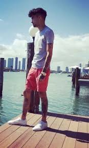 Mon amour, a toi que j'aime plus que tout au monde. 17 Idees De Z A D D Y Zayn Malik Chanteur Anglais Demande En Mariage Romantique