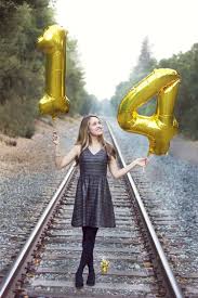 Photoshoot ideas at home for girls. Girl Photoshoot Ideas