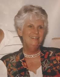 Peggy Whitten's Instagram, Twitter & Facebook