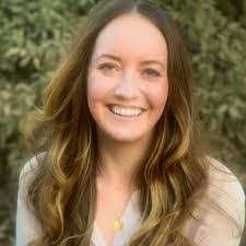 Kiersten Combs's Instagram, Twitter & Facebook