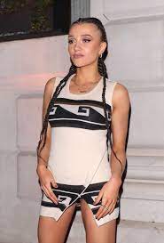 Murder on the orient express (2017) cast and crew credits, including actors, actresses, directors, writers and more. Daisy Maskell At Brit Awards After Party In London 02 18 2020 Hawtcelebs