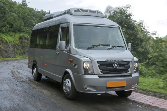 PKN Tempo Traveller Premium