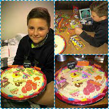 After this take orange color and yellow color play dough and place at middle. Animal Cell 6th Grade Cookie Candy Animal Cell Animal Cell Project Cells Project