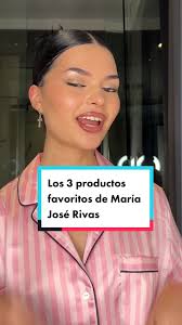 María José Rivas nos confiesa cuáles son sus tres productos favoritos para  lograr su maquillaje perfecto. Y nunca fallan. @Mariajoserivs  #mariajoserivas #mariajoserivss #makeuptutorial #maquillaje ...