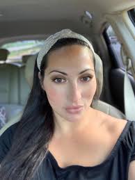 Gehlee tries new makeup style with freckles