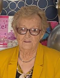 Letitia Carter's Instagram, Twitter & Facebook