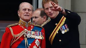El príncipe carlos sufría por el amor de camila, mujer casada aborrecida por los reyes de inglaterra. 1kwdscxuil26bm