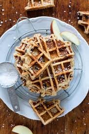 Pin Von Meine Kuchenschlacht Auf Foodblogger Lieblingsrezepte In 2020 Lebensmittel Essen Fruhstucksideen Waffeln