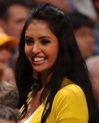 Natalia and her angels #mambacita #vanessabryant #nataliabryant  #biankabryant #capribryant #lakers