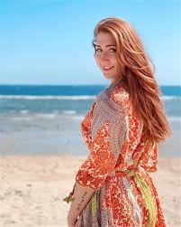 تمنح خدمة مقيم المشترك إمكانية القيام بإجراء جميع العميلات لمعاملاتكل مقيم لديه وكافة خدمات الاستعلام عن المقيمين العاملين في المنشأة من قِبَل الجهة أو الشخص المفوض داخل. Ù…ØµØ±ÙŠØ© Ù…Ù‚ÙŠÙ…Ø© ÙÙŠ Ù†ÙŠÙˆÙŠÙˆØ±Ùƒ ÙˆØªØ¹Ø´Ù‚ Ø§Ù„Ø³ÙØ± Ù…Ù† Ù‡ÙŠ Ø¢Ù„Ø§Ø¡ Ø³Ù†Ø§Ù† Ø²ÙˆØ¬Ø© Ø§Ù„Ø´ÙŠØ® Ù…Ø¤Ù†Ø³ ÙÙŠ Ù„Ø¹Ø¨Ø© Ù†ÙŠÙˆØªÙ† Ø£Ù„Ø¨ÙˆÙ…