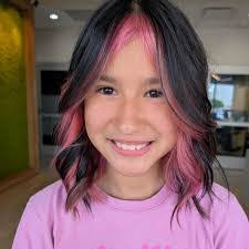 Kristina Alford's Instagram, Twitter & Facebook