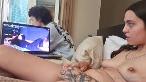 Watch online Area51FREAK aka area51freak OnlyFans - [EXPERIMENT]  masturbating to my girlfriends porn, next to my girlfriend on X-video