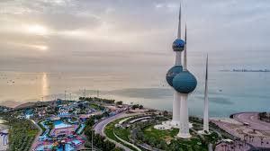 تعد الكويت أهم مدن دولة الكويت وعاصمة البلاد مدينة ساحلية سياحيّة بامتياز تشتمل على كل الخلابة لمدينة الكويت. Ø§Ù„ÙƒÙˆÙŠØª ØªÙ…Ù†Ø¹ Ù…ÙˆØ§Ø·Ù†ÙŠÙ‡Ø§ ØºÙŠØ± Ø§Ù„Ø­Ø§ØµÙ„ÙŠÙ† Ø¹Ù„Ù‰ Ù„Ù‚Ø§Ø­ Ù…Ù† Ø§Ù„Ø³ÙØ± Ù„Ù„Ø®Ø§Ø±Ø¬