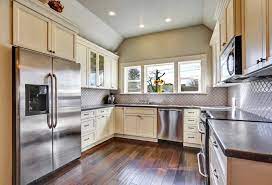 The material of the countertop and cabinets can change the dynamic of a u shape kitchen entirely, but either way, you'll typically be working facing away from the rest of the house, so you may as well have your workspace to be well lit. 101 U Shape Kitchen Layout Ideas Photos Home Stratosphere