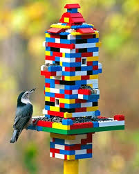 I have browsed through the internet in search for the best bird feeder plans i can find for you. 15 Easy Homemade Bird Feeders Diy Bird Feeder Ideas