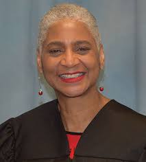 Previous Crossing Bridges Summit Speakers