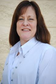 Independent candidate Katrina Hunt challenges Stephen Burcham for county  treasurer seat