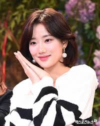 (조세금융신문=고은선 기자) 에이젝스 윤영(본명 맹윤영)과 에이프릴 이나은의 열애설이 제기됐다. Tyqxs1wkrk 8mm