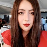 40+ perfiles de «Annel González»