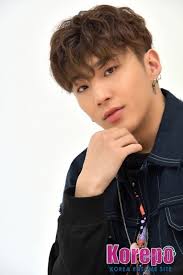 Pin By K G On Kpop Bap Wavy Hair Men Tan Skin