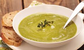 Soupe De Poireaux Et Brocoli Au Thermomix Veloute Pour Diner En 2020 Soupe Poireaux Brocoli Poireaux