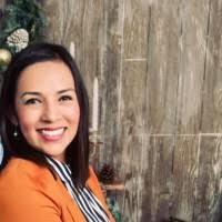 30+ perfiles de «Alejandra Matus»