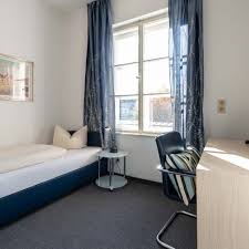 900 € münchen 30+ vor tagen. Hotel Pension Am Siegestor Zentrales Hotel In Munchen