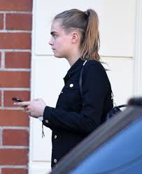 Cara Delevingne Shaved The Side Of Her Head Undercut Long Hair Shaved Long Hair Undercut Hairstyles