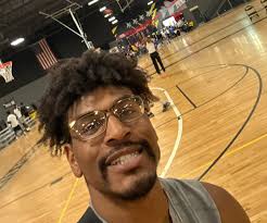 Private lessons at Meredith Mathews East Madison Ymca Seattle Washington  powered by TeachMe.To