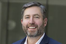 Mark Menton's Instagram, Twitter & Facebook