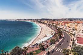 With a name that translates to walkway of the english, the promenade's connection with england is obvious. A Historic Free Walking Guide To The Promenade Des Anglais Solosophie