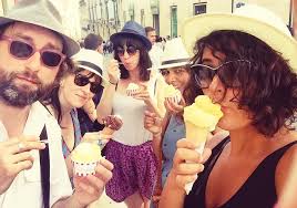 Profile for LES GROSSES