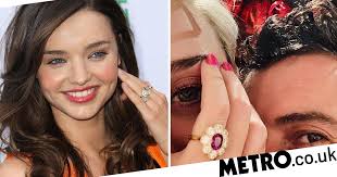 Reports suggest that perry's engagement ring could cost a whopping $5 million but what is even more astonishing is that it is similar to the one. Ù…Ø²ÙˆØ±Ø© Ø¨Ù†Ø¬ÙŠ Ø§Ù„Ù‚ÙØ² Ù…Ø®ÙŠÙ Katy Perry Ring Psidiagnosticins Com