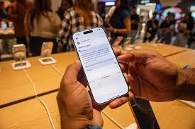 Apple and Google Reportedly Near Siri Overhaul Deal