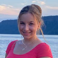 College of Education awards graduate students in Teaching and Learning  master's program