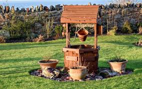 Building a wooden wishing well is easy, if you use proper woodworking projects and choose the location in your garden. 9 Diy Wishing Well Plans Free Mymydiy Inspiring Diy Projects
