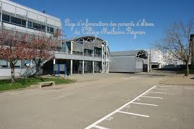 Collège Mathurin Régnier