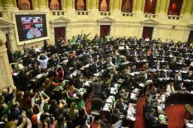 Veintitrés horas de sesión y una votación ajustada fue lo necesario para que la cámara de diputados aprobara la despenalización del aborto. Aborto Legal Como Votaria El Nuevo Congreso En 2020 Economia Femini S Ta