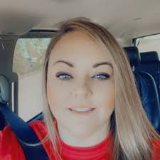 Scarlet Griffin's Instagram, Twitter & Facebook