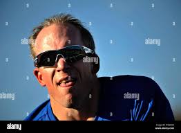 Run laps hi-res stock photography and images