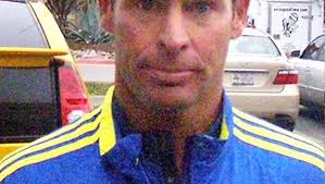 Ghost runner gives way to Grizzle in Moe's Half-Marathon