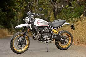 Its creation is attributed to the american berliner motor corporation. Scrambler Ducati Desert Sled Vollstandiger Test Dirt Bike Magazine