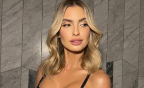 Kim jest i co tworzy Paulina Lis, autorka popularnego Lisiego piekła?