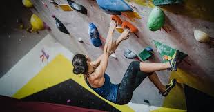 The benefits of a personal trainer are . What Is Bouldering A Complete Guide The Climbing Guy