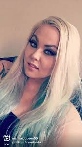 Megan Henrie's Instagram, Twitter & Facebook