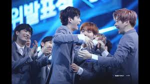 He is known for his participation in the survival reality show produce 101 season 2, where he finished in. Ong Seongwoo X Kang Daniel Ongniel Is Science Predebut Youtube