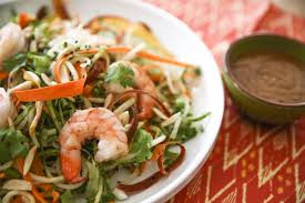 Add shrimp and about ¼ cup homemade peanut sauce. Summer Pad Thai Salad With Creamy Asian Dressing U Rock Girl Recipes Recipe Shrimp Pad Thai Shrimp Pad Thai